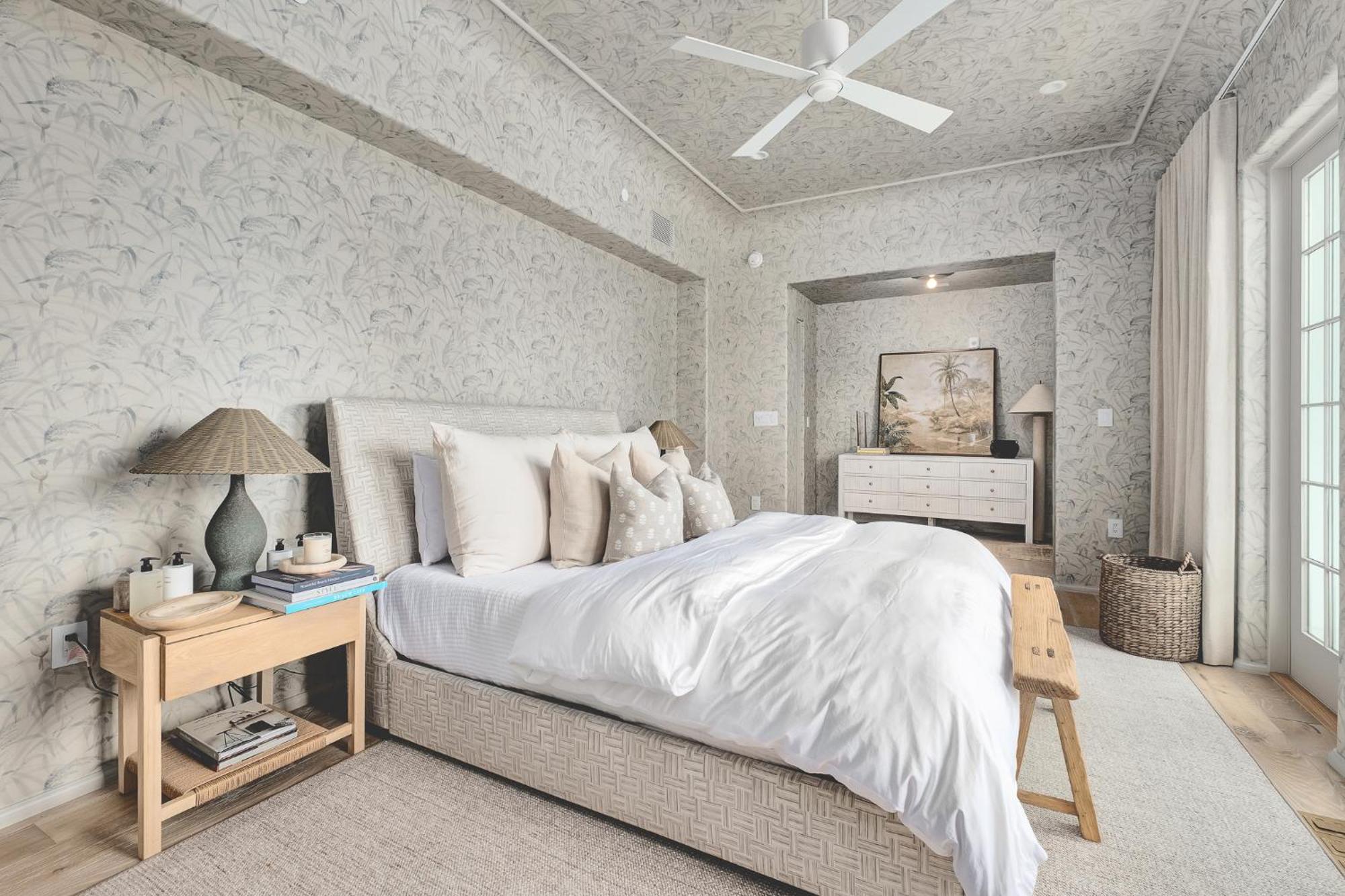 Kaiya Beach Resort Inlet Beach Zimmer foto