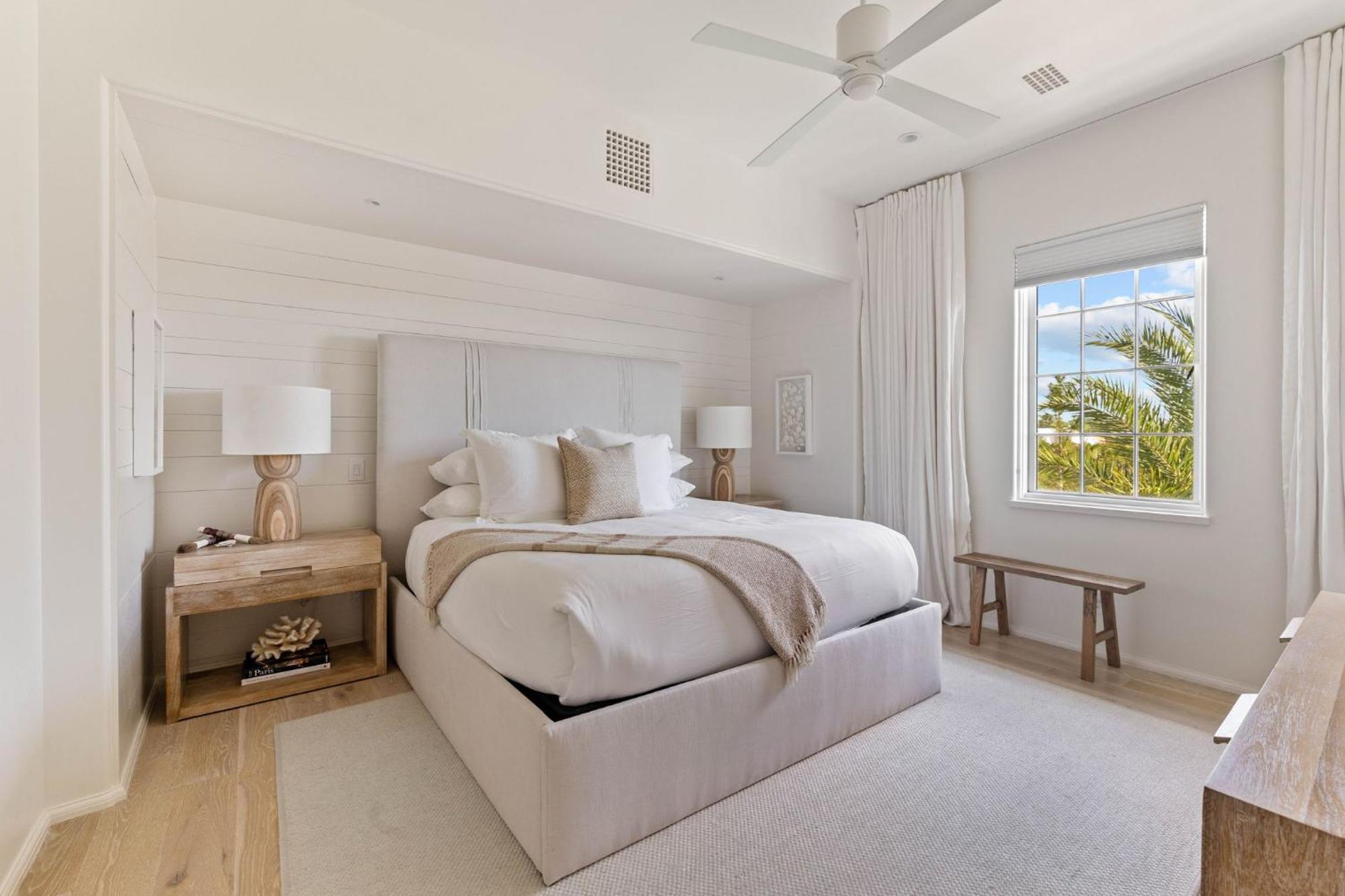 Kaiya Beach Resort Inlet Beach Zimmer foto