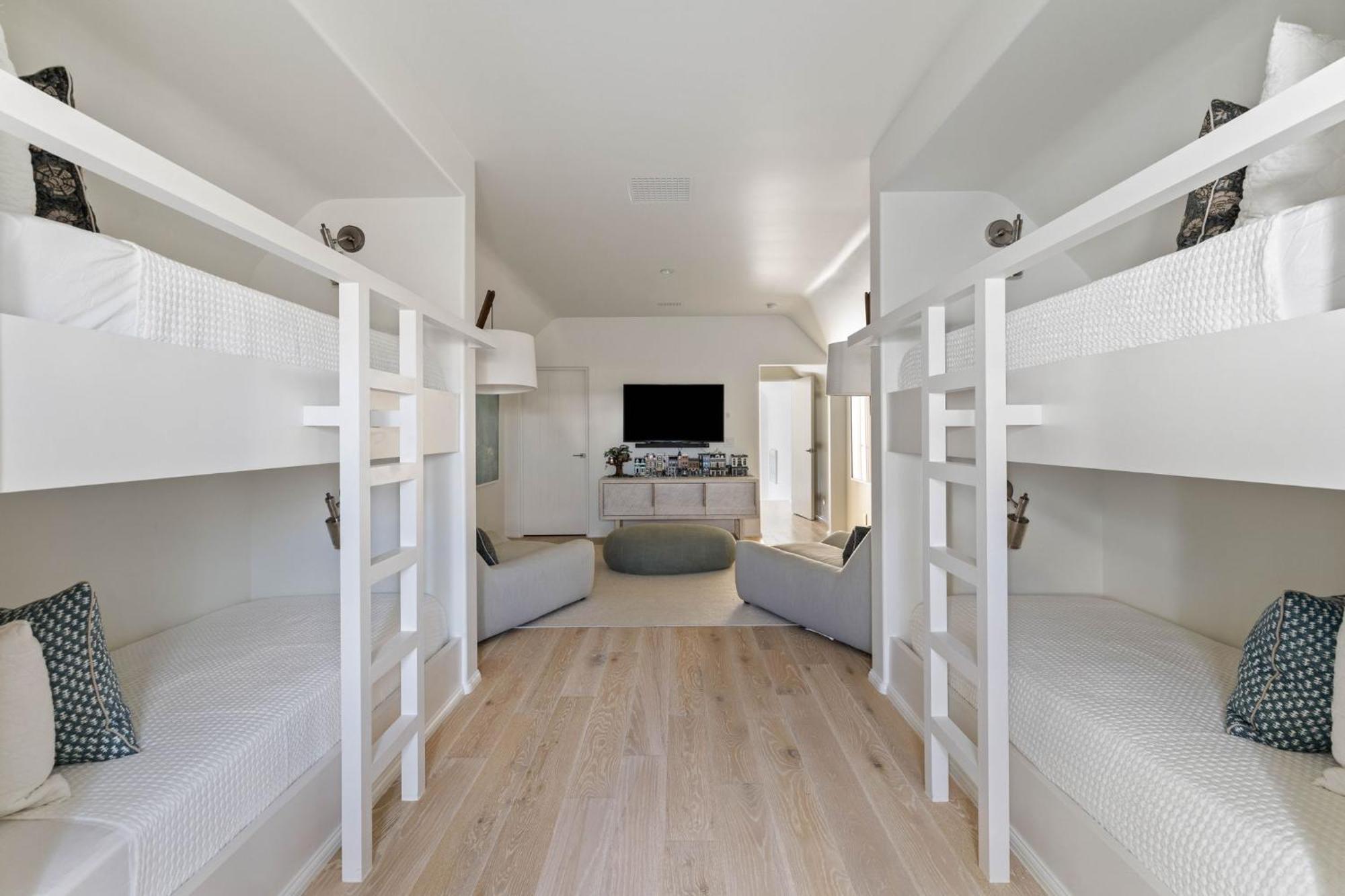 Kaiya Beach Resort Inlet Beach Zimmer foto